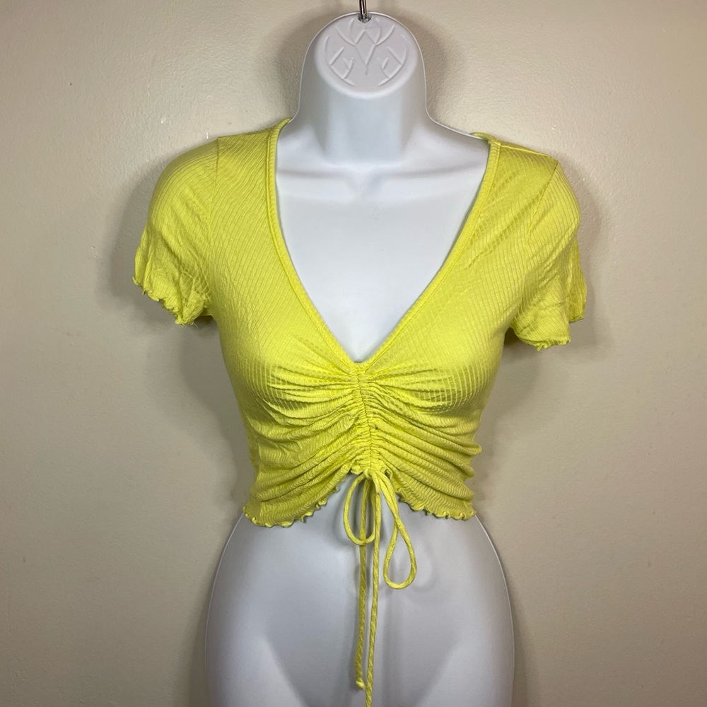 Fashion Nova Yellow ribbed cropped tee